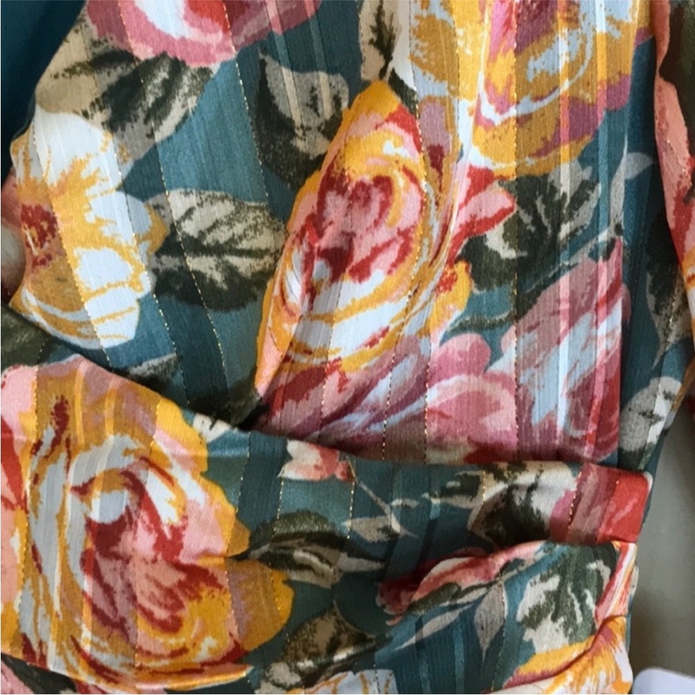 NWT Maxi Dress long Sleeve flowy asymmetrical chiffon floral metallic Sz S - Picture 6 of 12